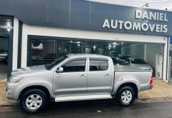 TOYOTA Hilux Caminhonete 2.7 16V 4P SR FLEX CABINE DUPLA AUTOMTICO