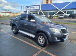 TOYOTA Hilux Caminhonete 3.0 16V 4P 4X4 SRV TURBO DIESEL CABINE DUPLA AUTOMTICO