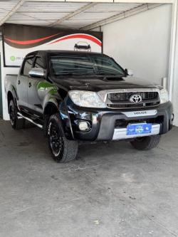 TOYOTA Hilux Caminhonete 3.0 16V 4P 4X4 SRV TURBO DIESEL CABINE DUPLA AUTOMTICO