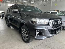 TOYOTA Hilux Caminhonete 2.8 16V SRV 4X4 DIESEL CABINE DUPLA AUTOMTICO