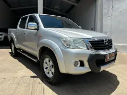 TOYOTA Hilux Caminhonete 2.7 16V 4P SR FLEX CABINE DUPLA AUTOMTICO