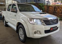 TOYOTA Hilux Caminhonete 3.0 16V 4P 4X4 SRV TURBO DIESEL CABINE DUPLA AUTOMTICO