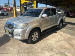 TOYOTA Hilux Caminhonete 2.7 16V 4P SR FLEX CABINE DUPLA AUTOMTICO