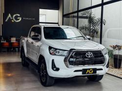 TOYOTA Hilux Caminhonete 2.8 16V SRV 4X4 DIESEL CABINE DUPLA AUTOMTICO