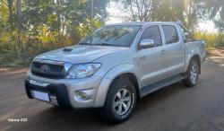 TOYOTA Hilux Caminhonete 3.0 16V 4P 4X4 SRV TURBO DIESEL CABINE DUPLA AUTOMTICO