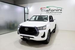 TOYOTA Hilux Caminhonete 2.8 16V 4P SR 4X4 DIESEL CABINE DUPLA AUTOMTICO