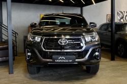 TOYOTA Hilux Caminhonete 2.8 16V SRX 50 ANOS 4X4 TURBO DIESEL CABINE DUPLA AUTOMTICO