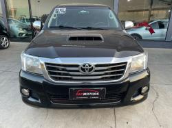 TOYOTA Hilux Caminhonete 3.0 4P 4X4 SRV TURBO DIESEL CABINE DUPLA AUTOMTICO