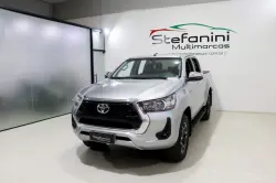 TOYOTA Hilux Caminhonete 2.8 16V SRV 4X4 DIESEL CABINE DUPLA AUTOMTICO