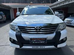 TOYOTA Hilux SW4 2.7 16V 4P SR AUTOMTICO