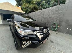 TOYOTA Hilux SW4 2.7 16V 4P FLEX SRV 7 LUGARES AUTOMÁTICO