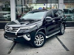 TOYOTA Hilux SW4 2.8 16V 4P SRX 4X4 7 LUGARES TURBO DIESEL AUTOMTICO