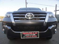 TOYOTA Hilux SW4 2.8 4P SRX 4X4 TURBO DIESEL AUTOMTICO