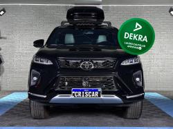 TOYOTA Hilux SW4 2.8 4P SRX 4X4 DIAMOND 7 LUGARES TURBO DIESEL AUTOMTICO