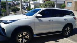 TOYOTA Hilux SW4 2.8 4P SRX 4X4 DIAMOND 7 LUGARES TURBO DIESEL AUTOMTICO