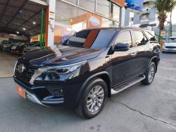 TOYOTA Hilux SW4 2.8 16V 4P SRX 4X4 7 LUGARES TURBO DIESEL AUTOMTICO