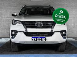 TOYOTA Hilux SW4 2.8 16V 4P SRX 4X4 7 LUGARES TURBO DIESEL AUTOMTICO