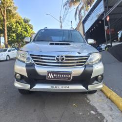 TOYOTA Hilux SW4 3.0 16V 4P SRV 4X4 TURBO DIESEL AUTOMTICO