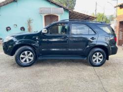 TOYOTA Hilux SW4 3.0 16V 4P SRV 4X4 TURBO DIESEL AUTOMTICO