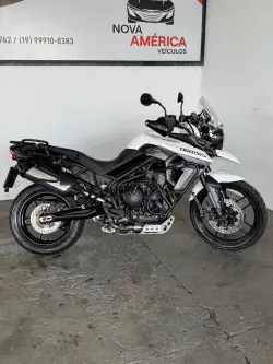 TRIUMPH Tiger 800 XRX L (LOW)