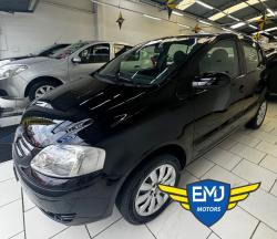 VOLKSWAGEN Fox 1.6 4P FLEX