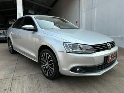 VOLKSWAGEN Jetta 2.0 4P FLEX CONFORTLINE TIPTRONIC AUTOMTICO