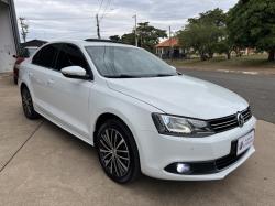 VOLKSWAGEN Jetta 2.0 4P TSI HIGHLINE 211 CV AUTOMTICO