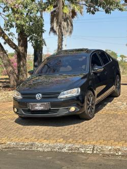 VOLKSWAGEN Jetta 2.0 4P FLEX AUTOMTICO