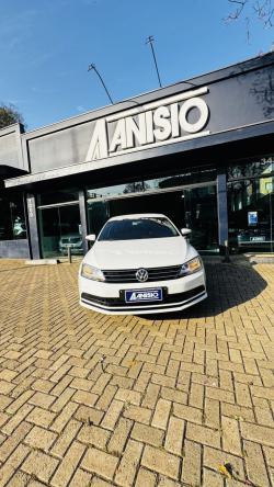 VOLKSWAGEN Jetta 2.0 4P FLEX CONFORTLINE TIPTRONIC AUTOMTICO