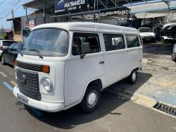 VOLKSWAGEN Kombi 1.4 FLEX STD 9 LUGARES