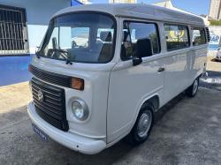 VOLKSWAGEN Kombi 1.4 FLEX STD 9 LUGARES