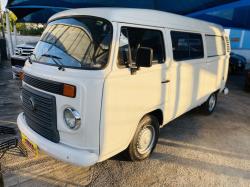 VOLKSWAGEN Kombi 1.6 STD 9 LUGARES