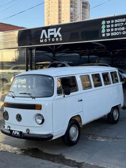 VOLKSWAGEN Kombi 1.6 STD 9 LUGARES