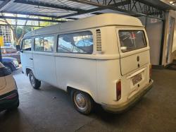 VOLKSWAGEN Kombi 1.6 STD 9 LUGARES