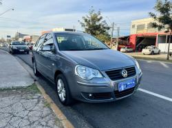 VOLKSWAGEN Polo Sedan 1.6 4P COMFORTLINE FLEX