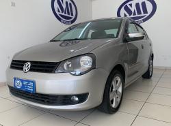 VOLKSWAGEN Polo Sedan 1.6 4P FLEX