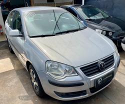 VOLKSWAGEN Polo Sedan 1.6 4P FLEX