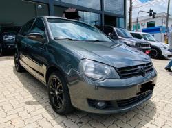 VOLKSWAGEN Polo Sedan 1.6 4P FLEX
