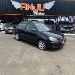 VOLKSWAGEN Polo Sedan 1.6 4P FLEX