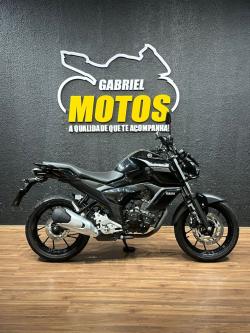YAMAHA FZ 15 Fazer ABS
