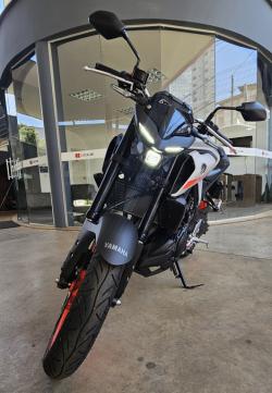 YAMAHA MT-03 300 ABS