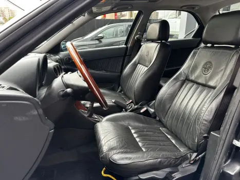 ALFA ROMEO 156 2.0 16V 4P AUTOMÁTICO, Foto 16 ALFA ROMEO 156 2.0 16V 4P AUTOMÁTICO, Foto 16