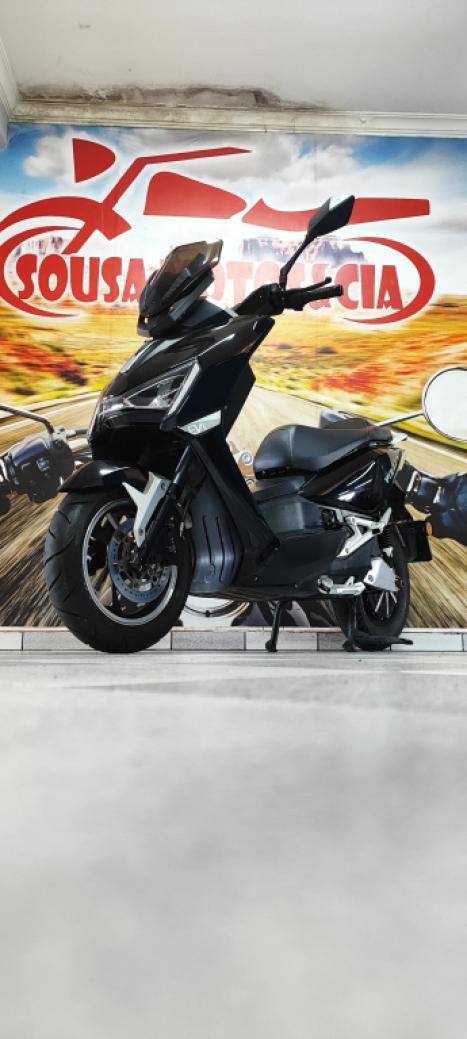 ARTESANAL Custom VW 1600, Foto 2