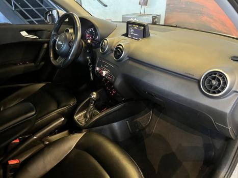 AUDI A1 1.4 16V 4P TFSI SPORTBACK ATRACTION S-TRONIC AUTOM�TICO, Foto 5