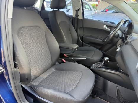 AUDI A1 1.4 16V TFSI ATRACTION S-TRONIC AUTOM�TICO, Foto 8