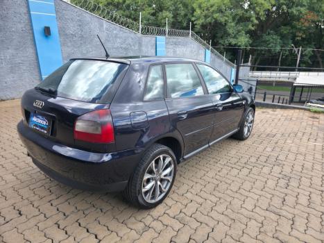 AUDI A3 1.8 4P, Foto 4