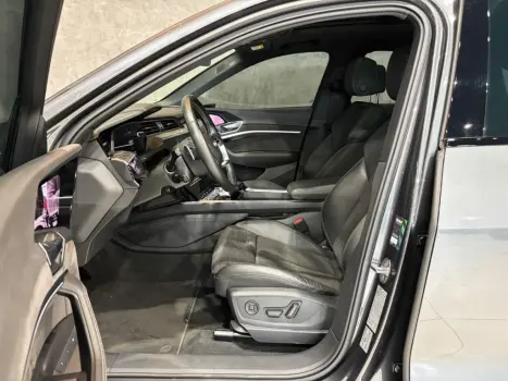 AUDI E-Tron , Foto 9