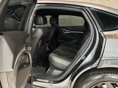 AUDI E-Tron , Foto 19