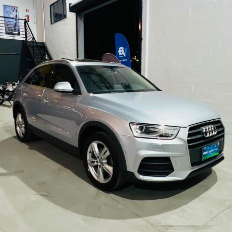 AUDI Q3 1.4 4P 35 TFSI PRESTIGE S-TRONIC AUTOM�TICO, Foto 5
