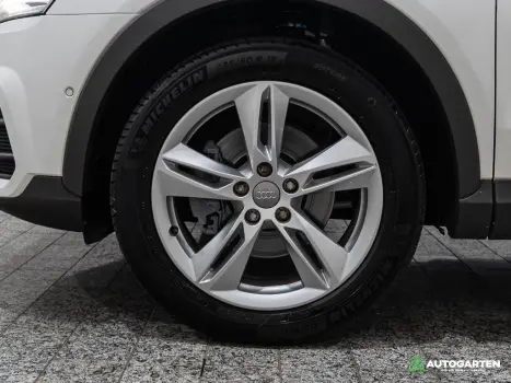 AUDI Q3 1.4 4P FLEX TFSI AMBIENTE S-TRONIC AUTOM�TICO, Foto 5